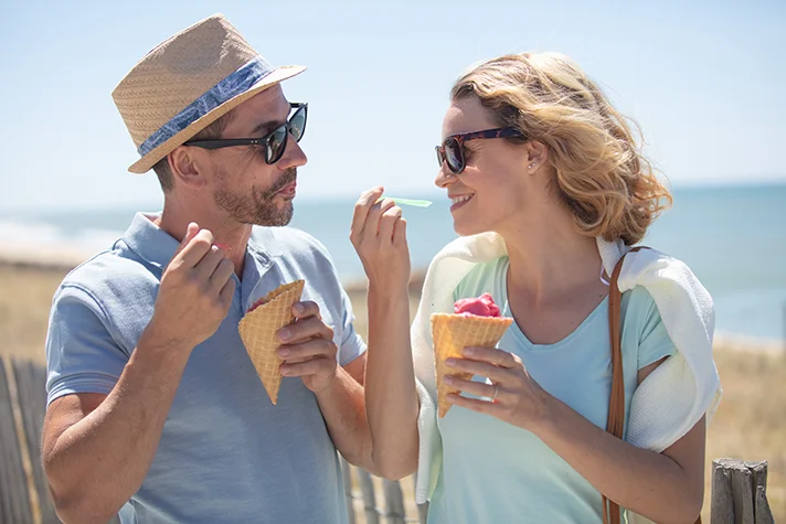 couple eating ice cream